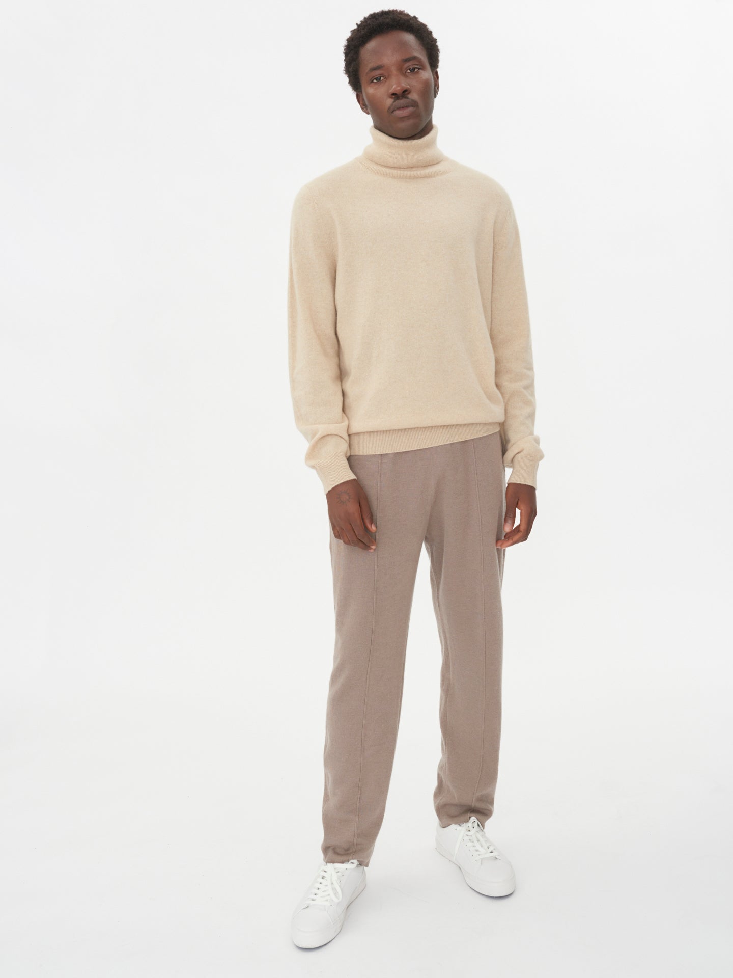 Men's Cashmere Basic Turtleneck Beige - Gobi Cashmere