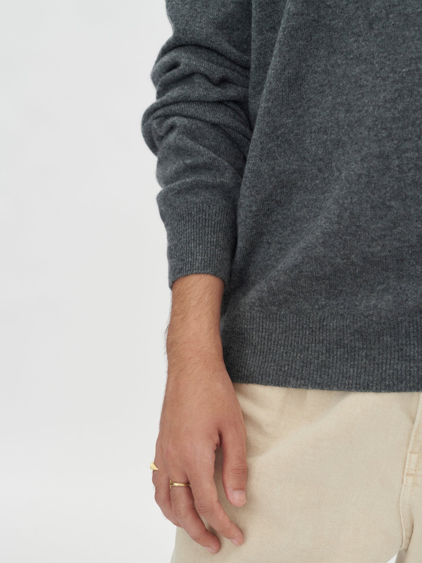 Men's Cashmere Basic Crew Neck Sweater Plum Kitten - Gobi Cashmere