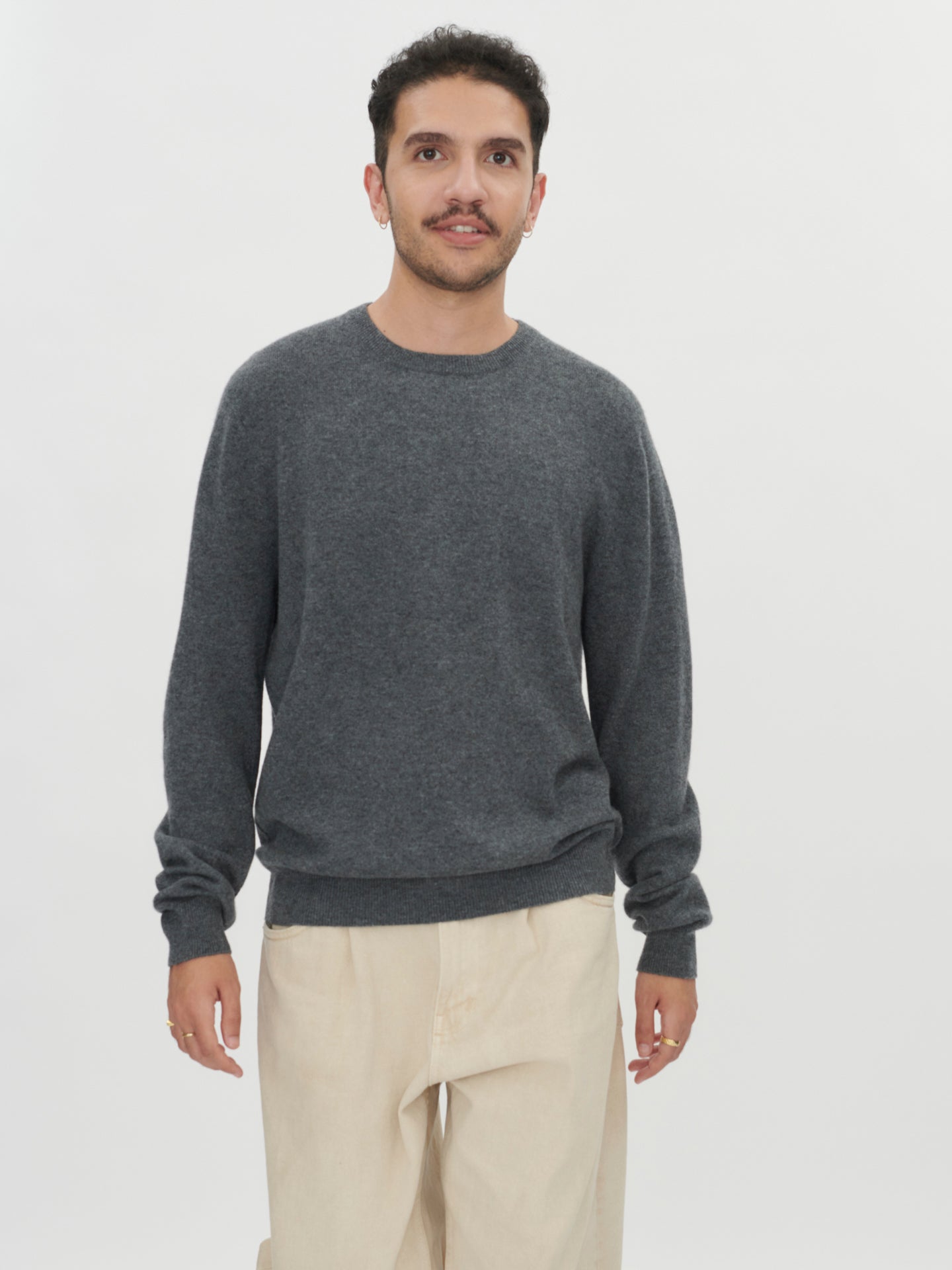 Men's Cashmere Basic Crew Neck Sweater Plum Kitten - Gobi Cashmere