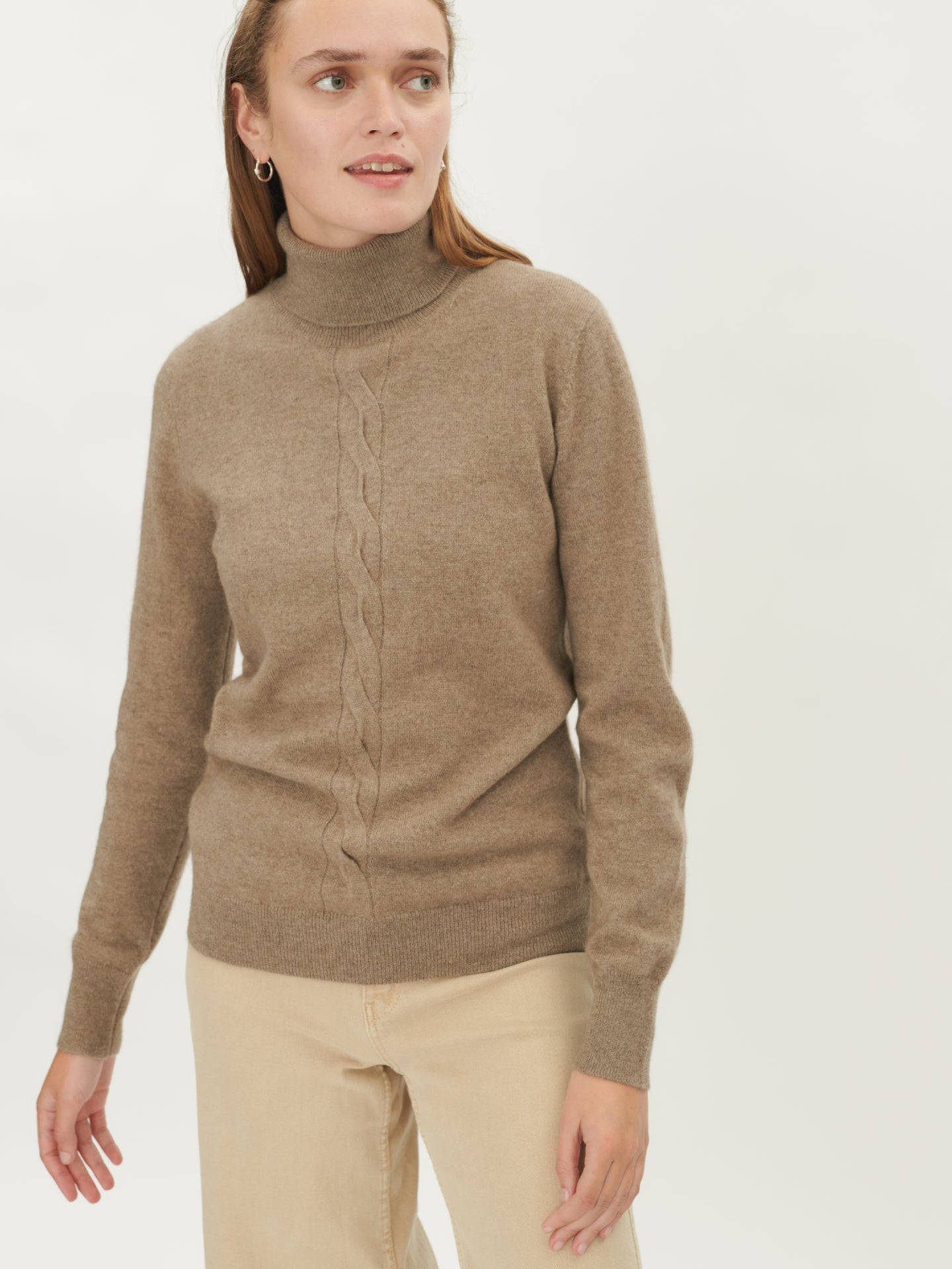 Women's Cashmere Cable Detail Turtle Neck Taupe - Gobi Cashmere