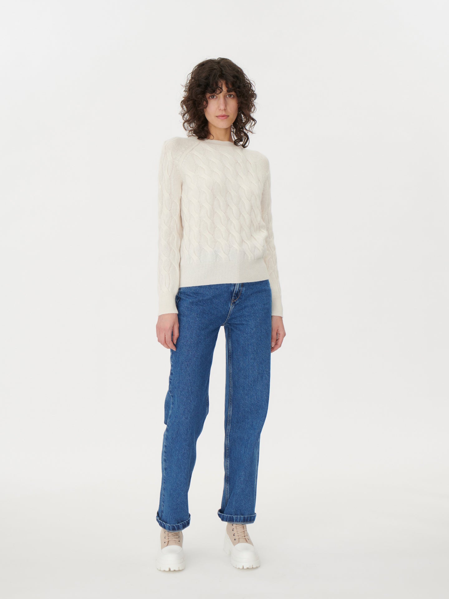 Women's Cashmere Cable Knit Crew Neck White - Gobi Cashmere