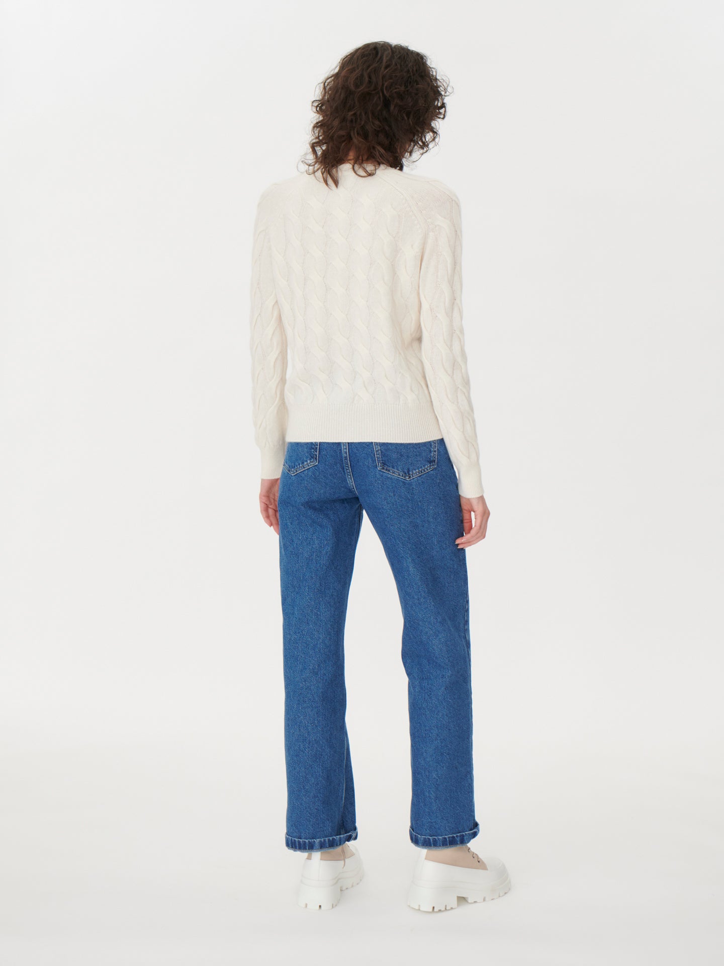 Women's Cashmere Cable Knit Crew Neck White - Gobi Cashmere