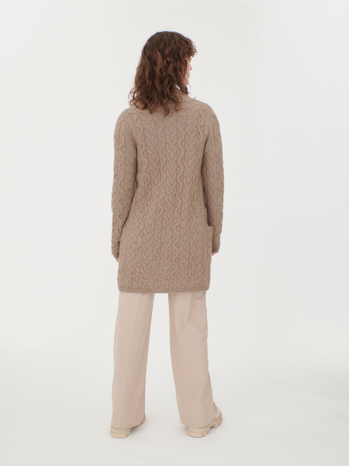 Women's Cashmere Cable Cardigan Taupe - Gobi Cashmere