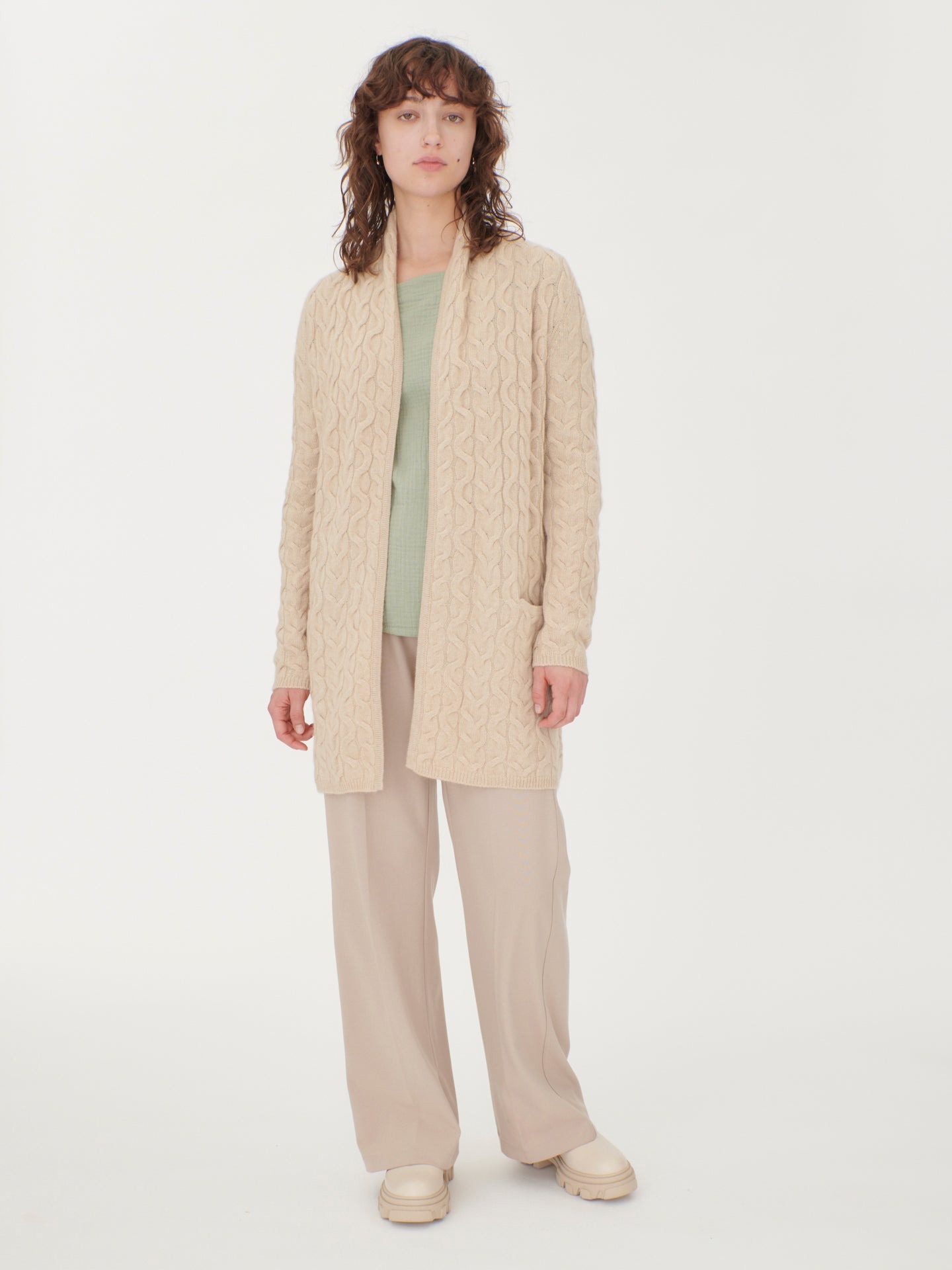 Women's Cashmere Cable Cardigan Beige - Gobi Cashmere
