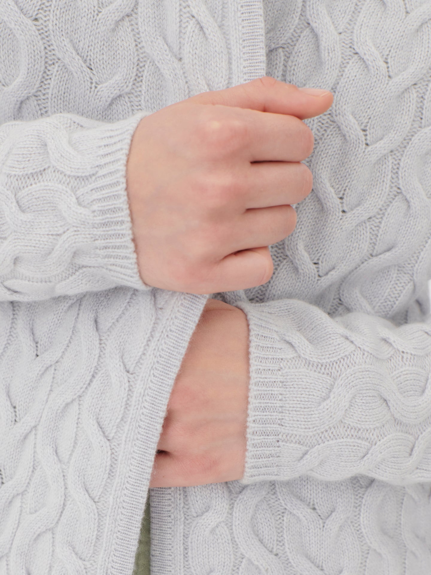 Women's Cashmere Cable Cardigan Arctic Ice - Gobi Cashmere
