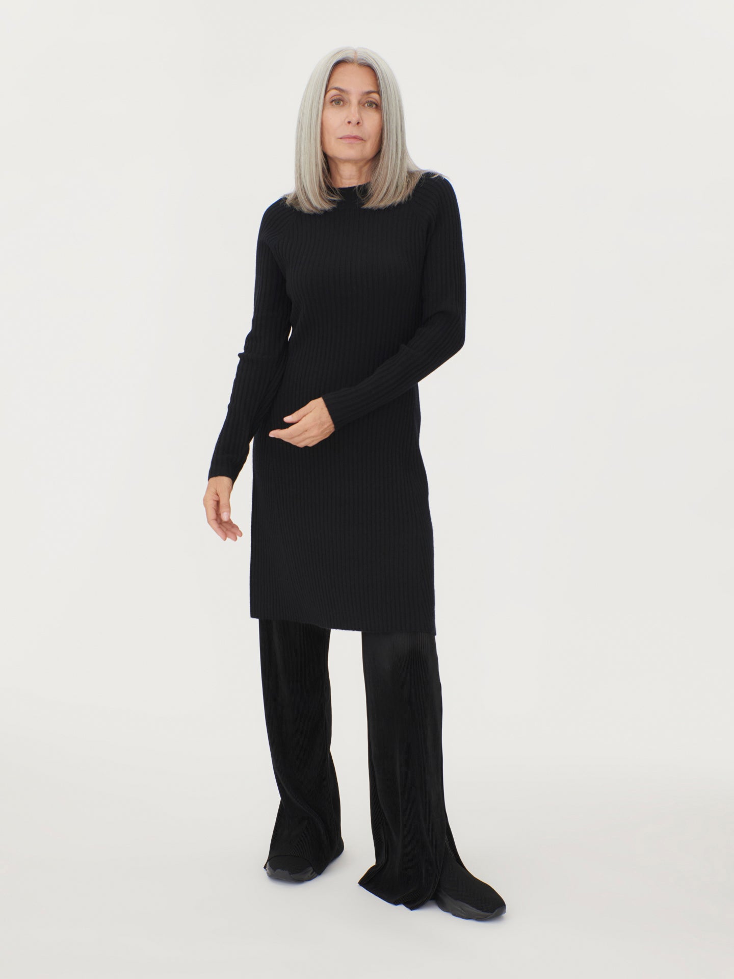 Women's Cashmere Ribbed Midi Dress Black - Gobi Cashmere