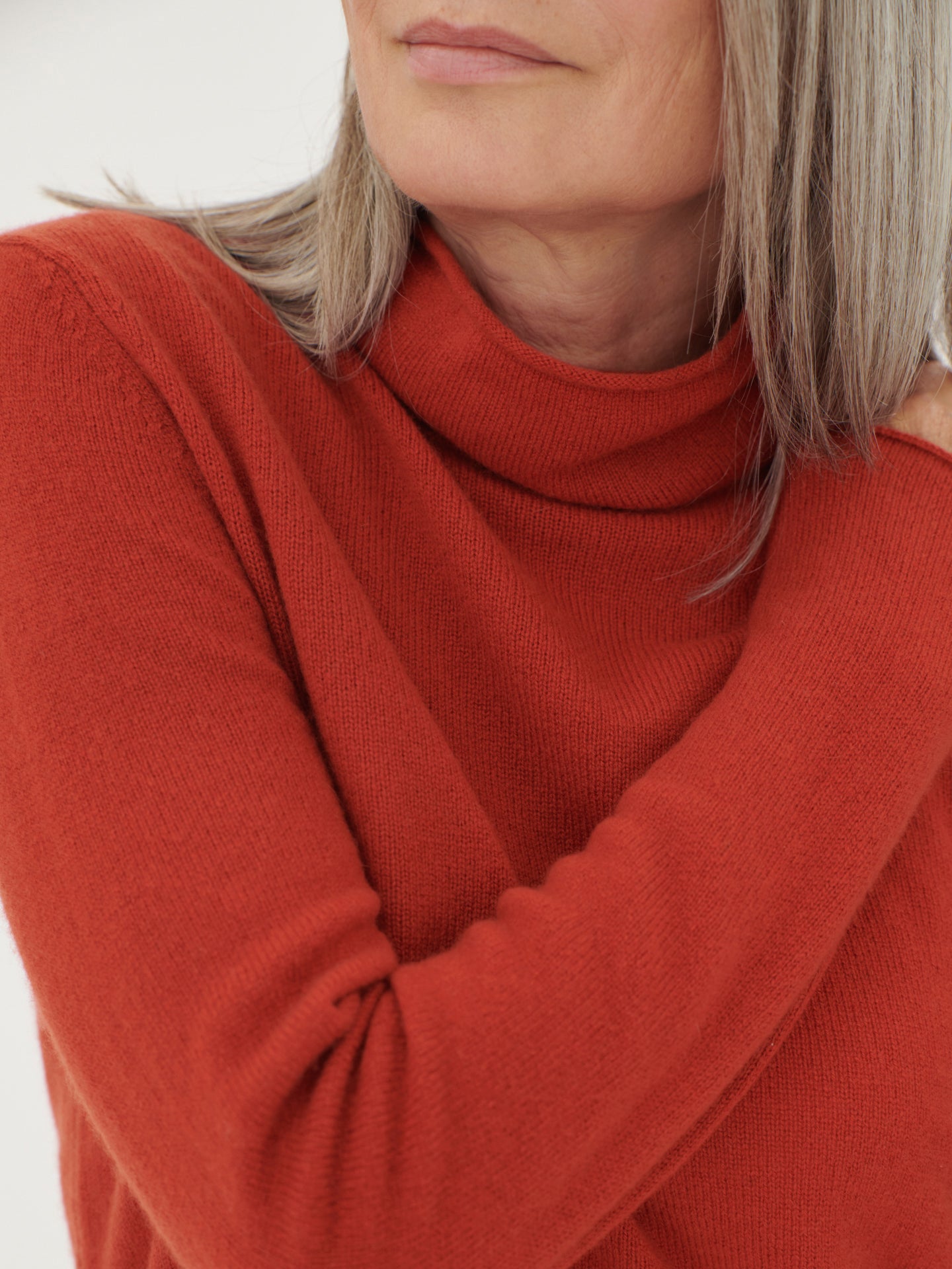 Women's Cashmere Lightweight Turtleneck Red Clay - Gobi Cashmere
