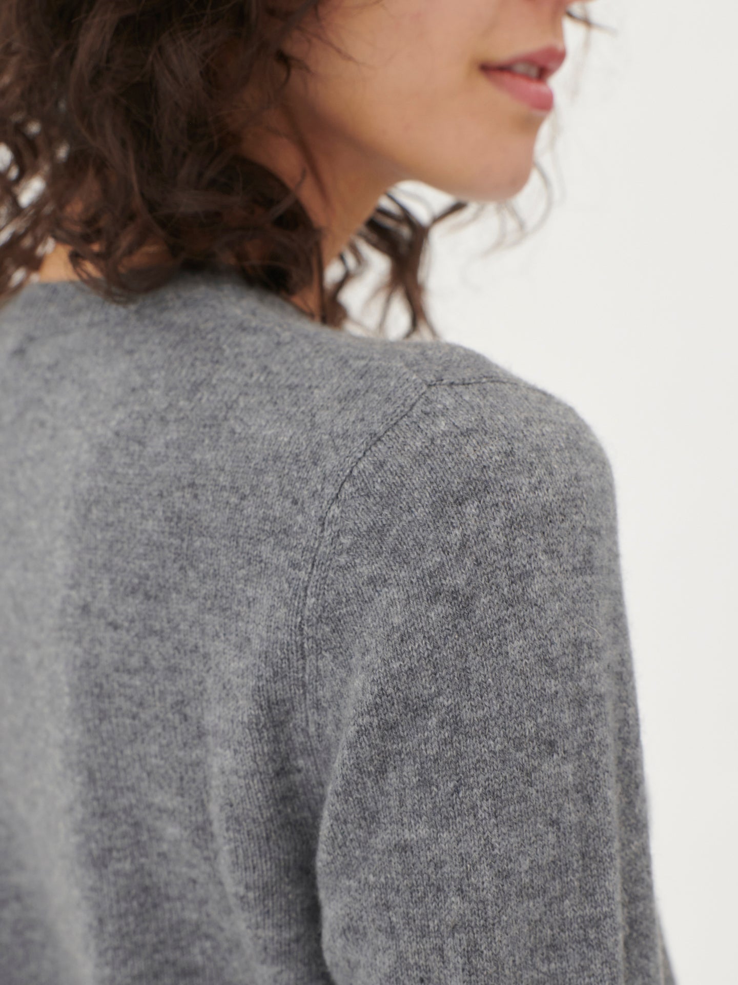 Women's Cashmere $99 Hat & Sweater Dim Gray - Gobi Cashmere