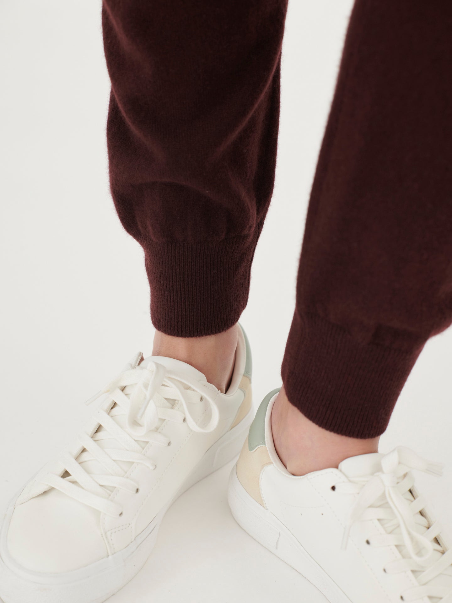 Women's Cashmere Cuffed Jogger Decadent Chocolate - Gobi Cashmere
