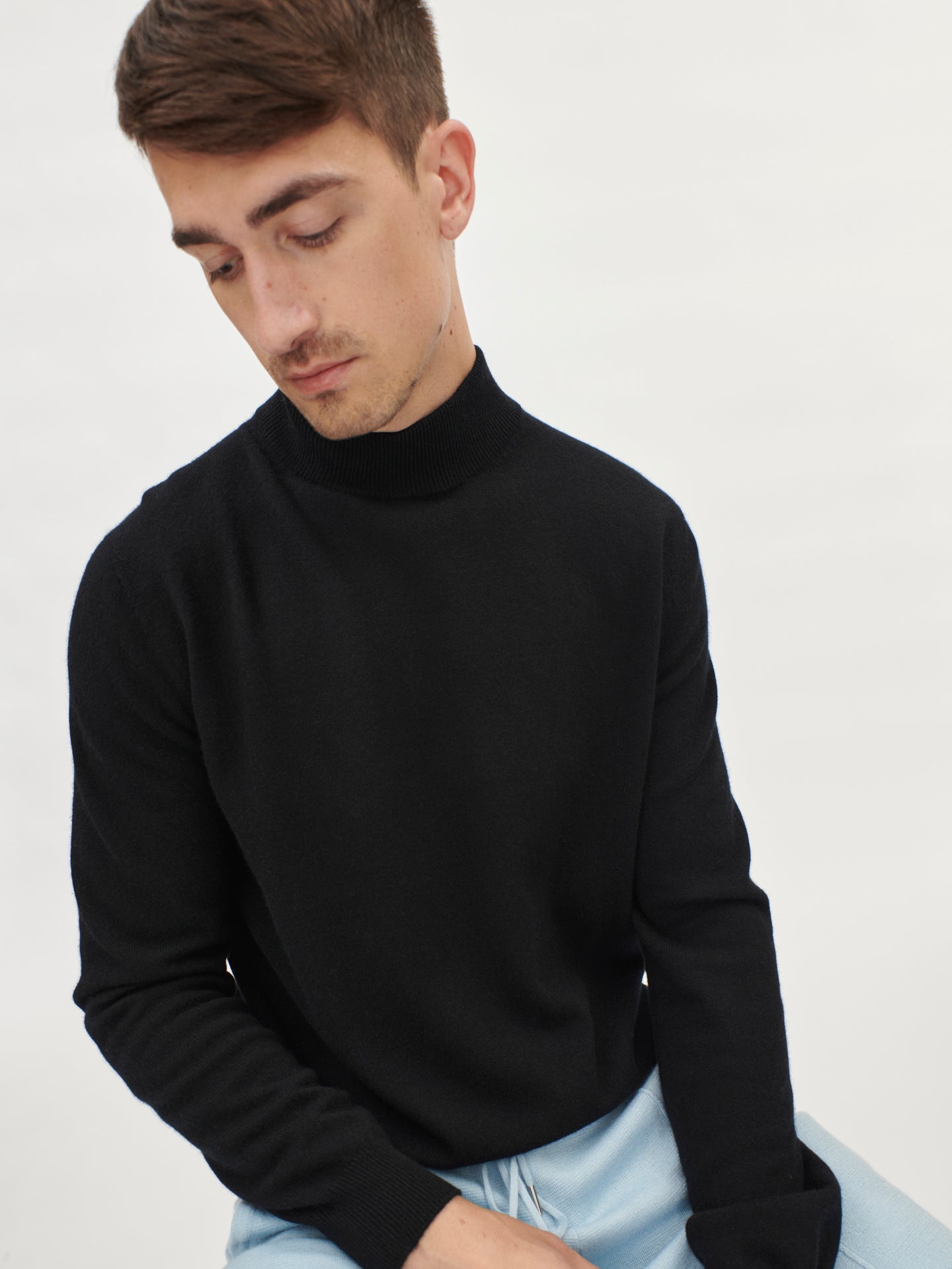 Men's Cashmere Basic Mock Neck Sweater Black - Gobi Cashmere