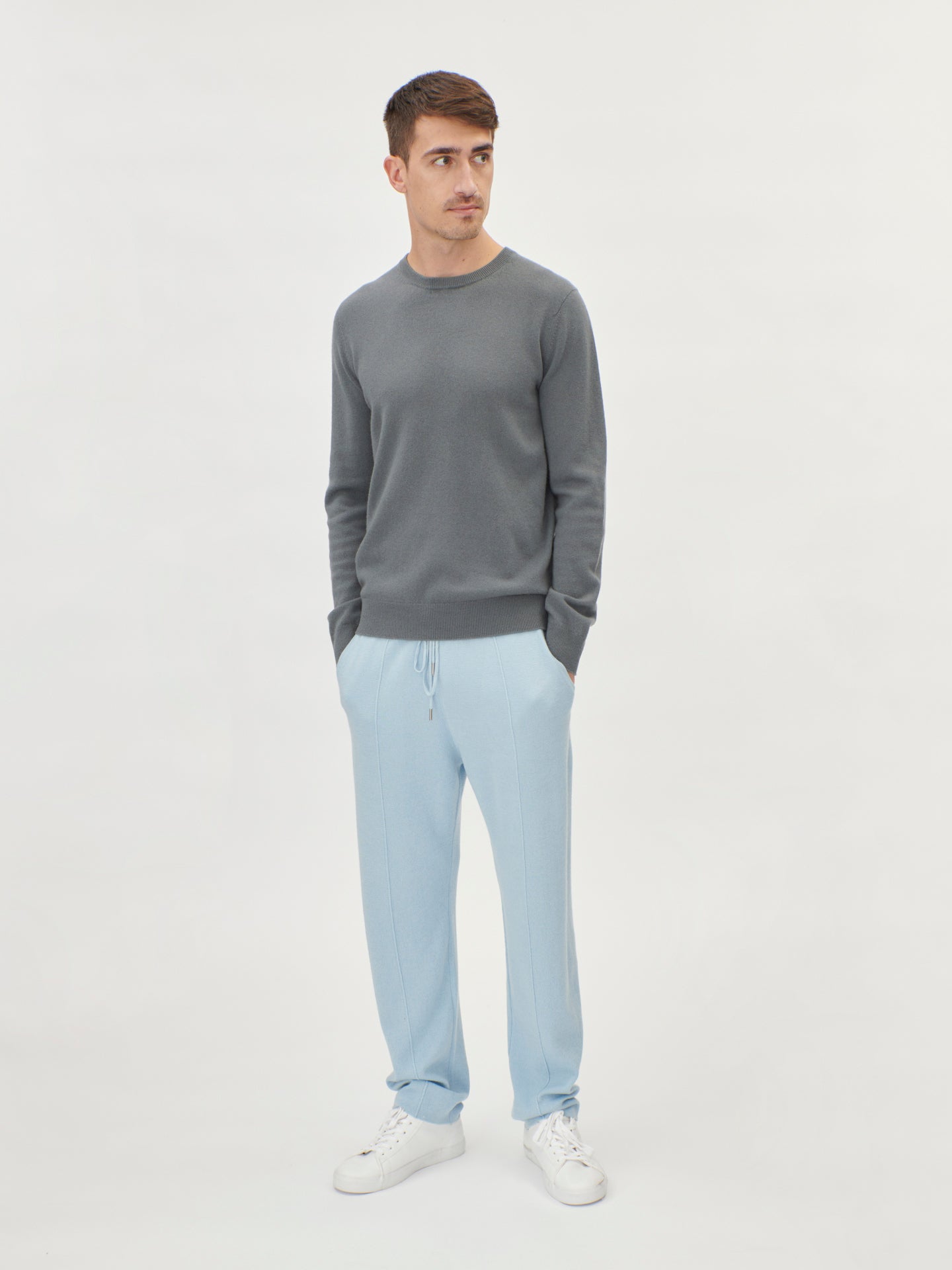 Men's Cashmere Basic Slim Fit Crew Neck Neutral Gray - Gobi Cashmere