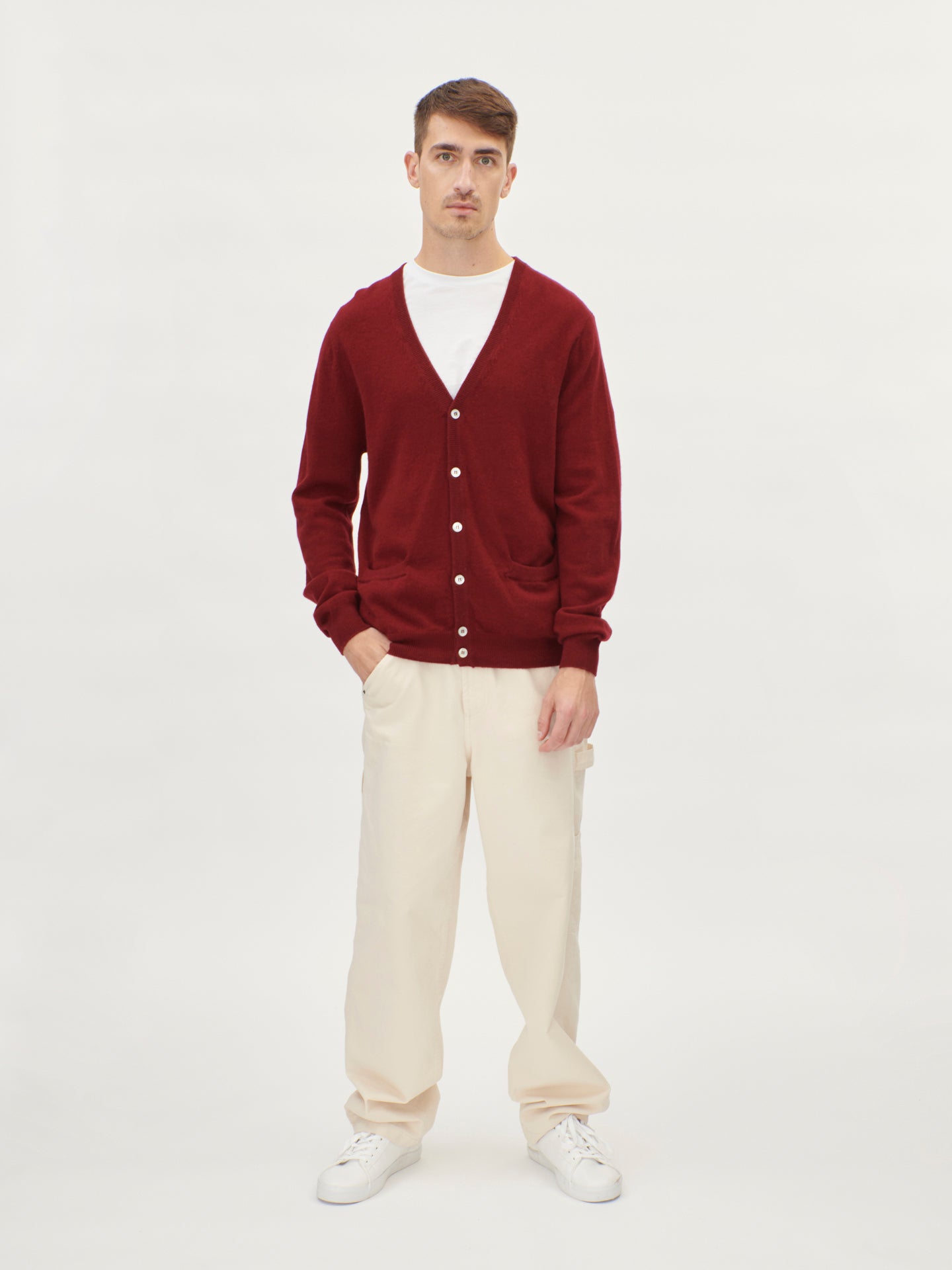 Men's Cashmere V-Neck Cardigan Bordeaux - Gobi Cashmere