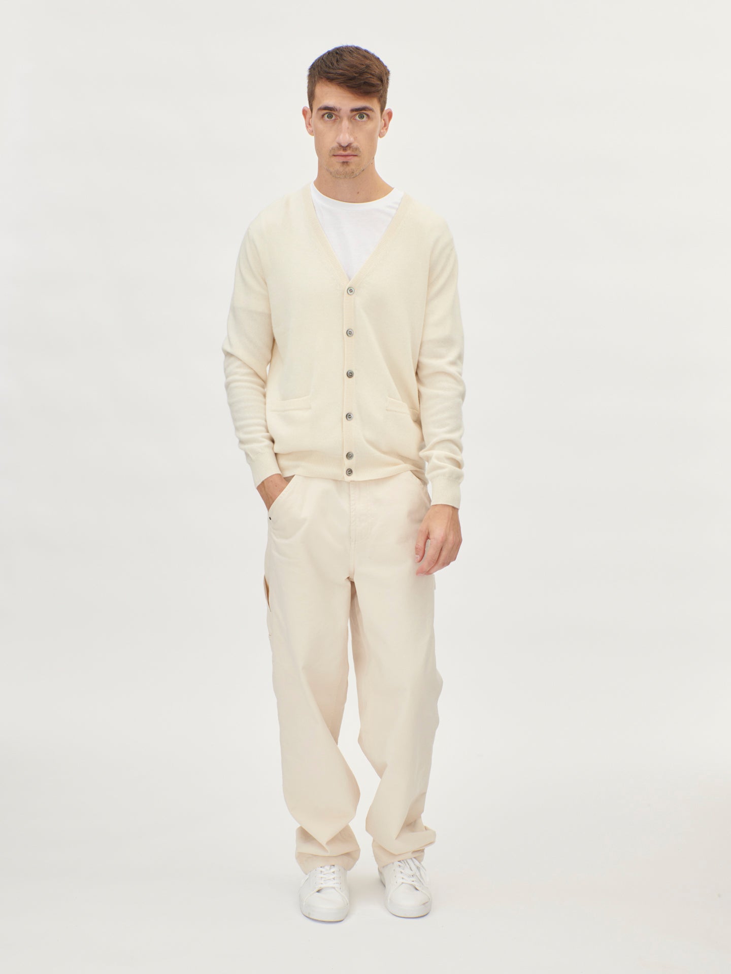 Men's Cashmere V-Neck Cardigan Marshmallow - Gobi Cashmere