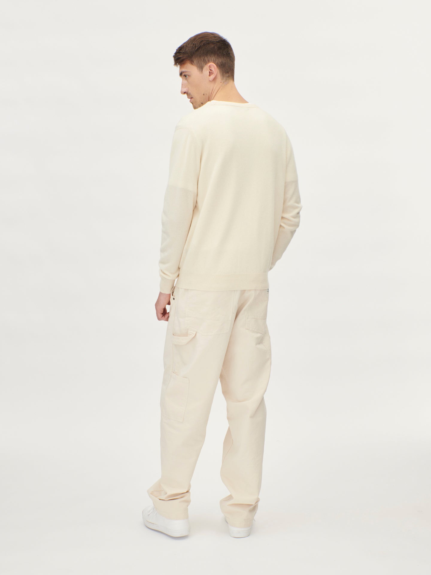 Men's Cashmere V-Neck Cardigan Marshmallow - Gobi Cashmere