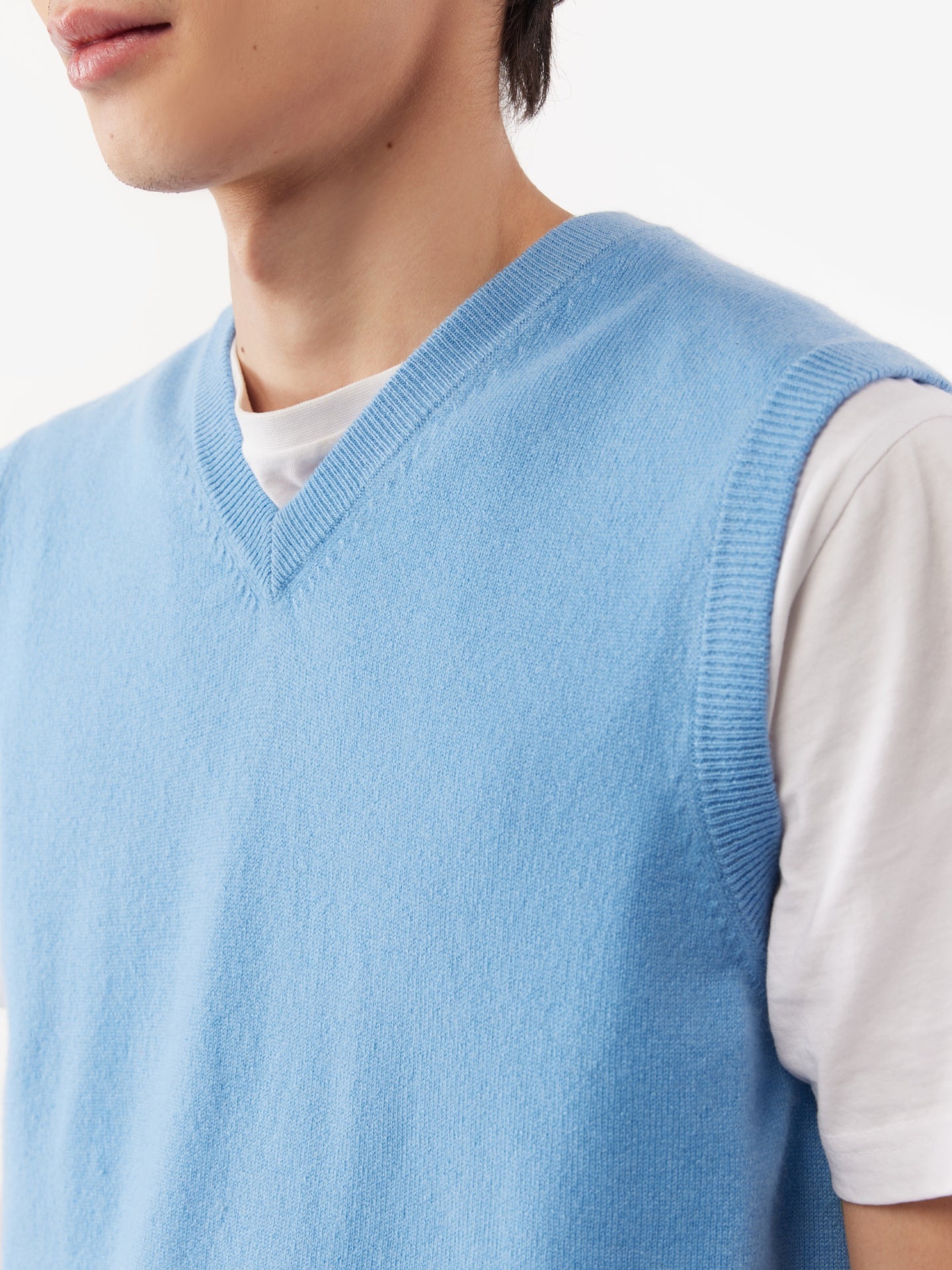 Men's Cashmere Vest Azure Blue - Gobi Cashmere