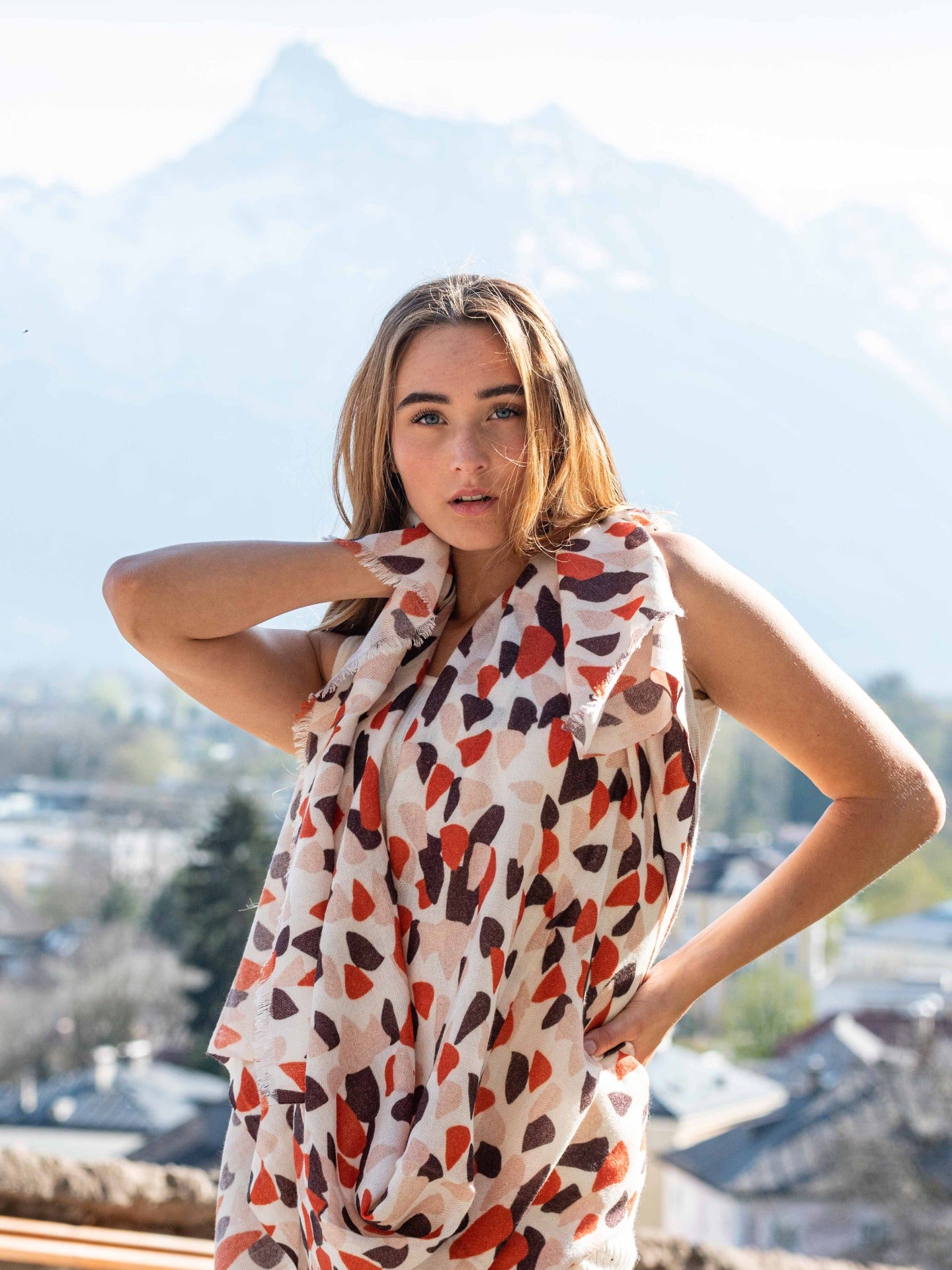 Women's Cashmere Printed Shawl Toasted Almond - Gobi Cashmere
