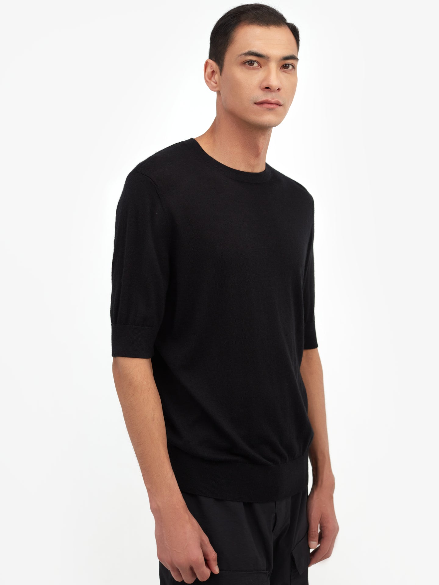 Men's Silk Cashmere T-Shirt Black - Gobi Cashmere