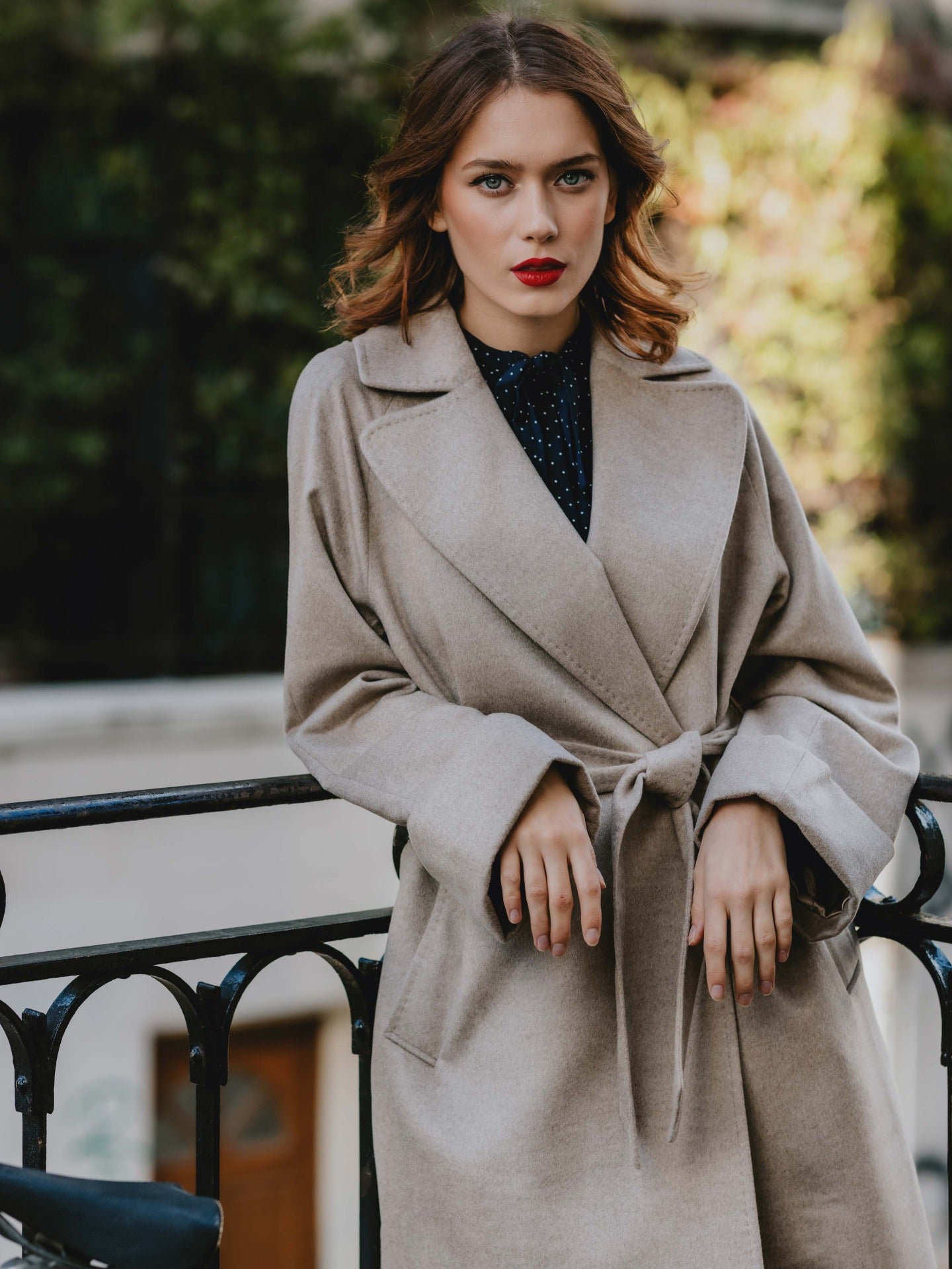 Women's Cashmere Tie-Waist Coat Taupe - Gobi Cashmere