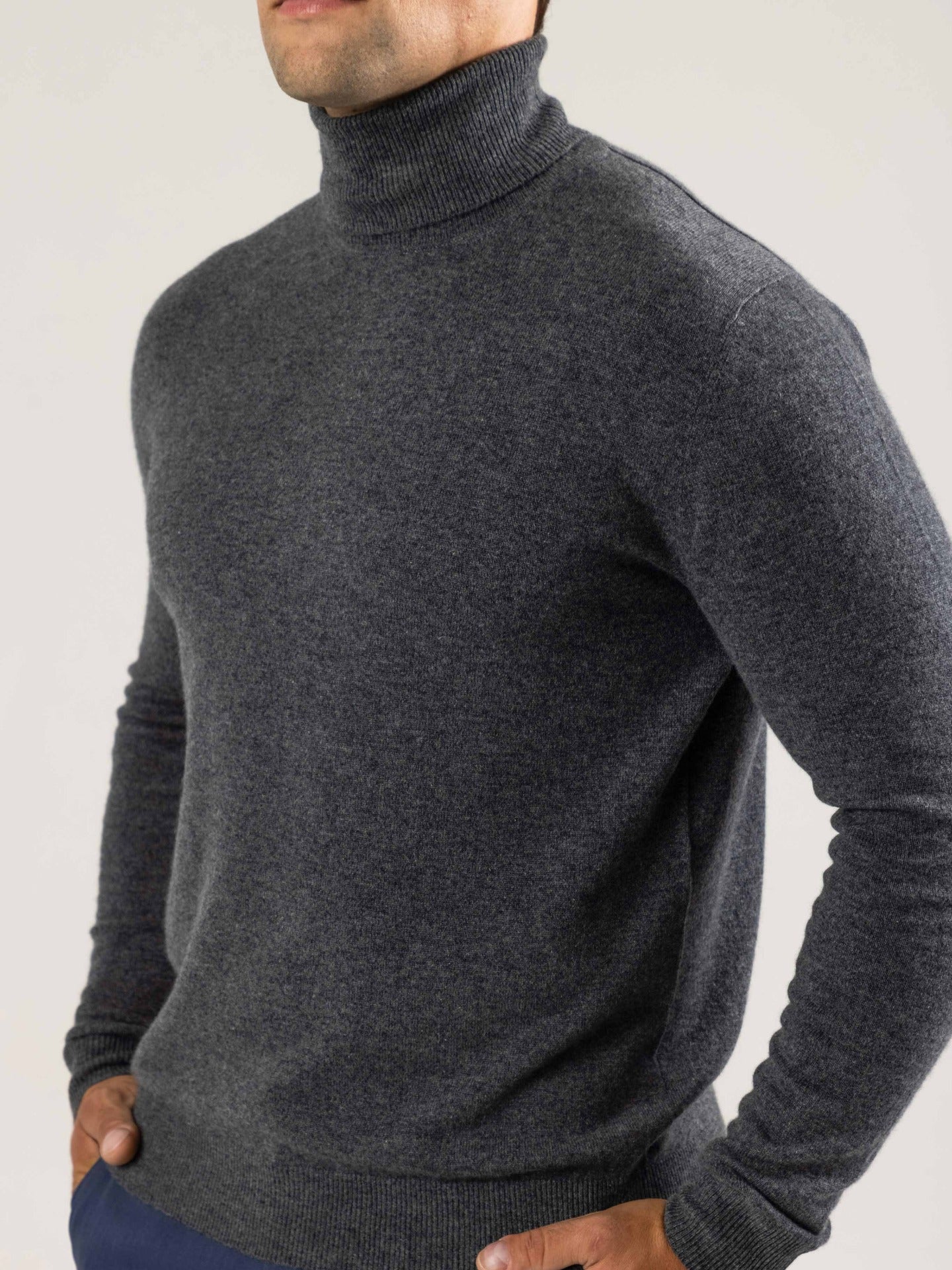 Men's Cashmere Basic Turtle Neck Sweater Plum Kitten - Gobi Cashmere