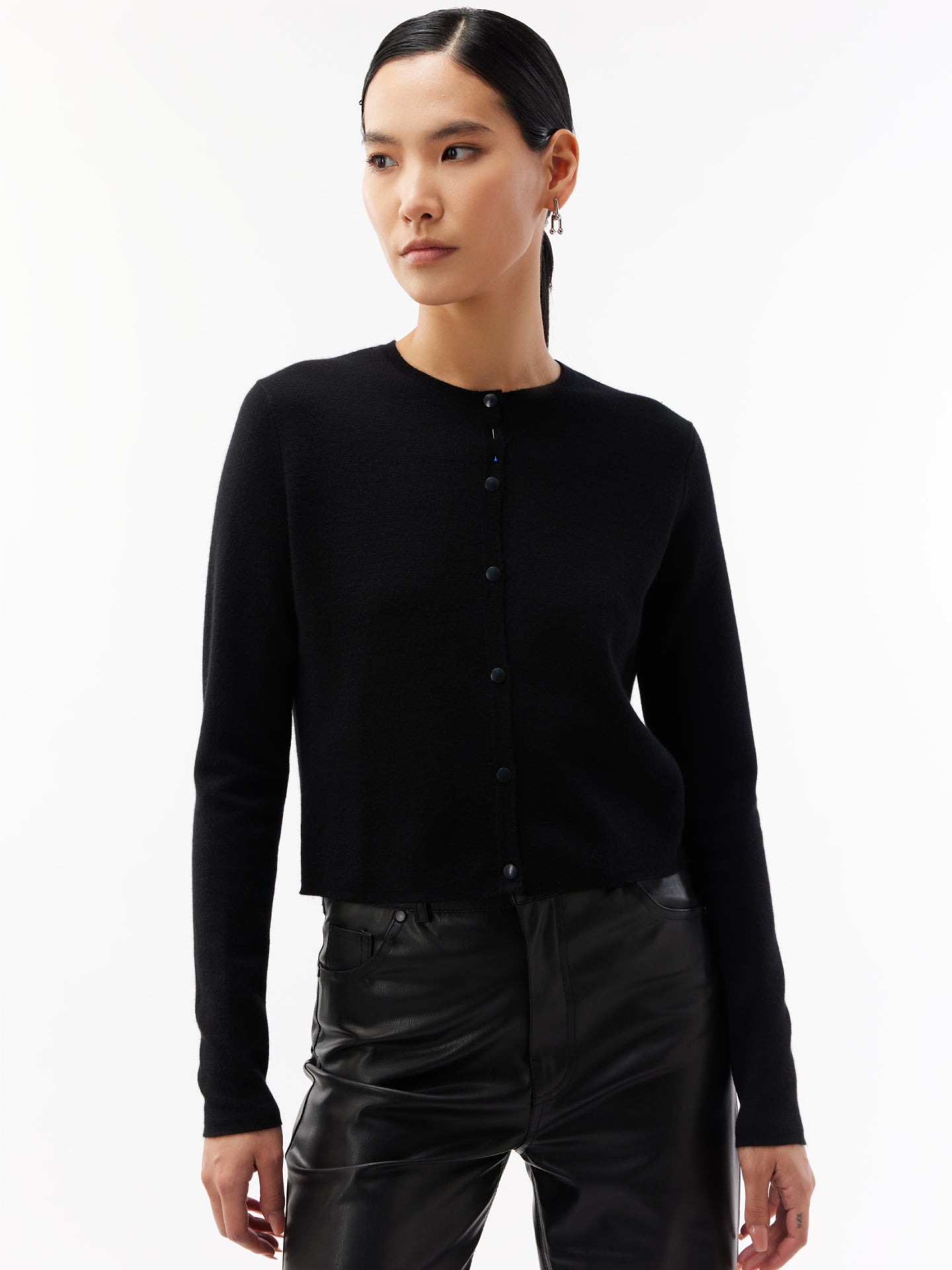 Women's Silk Cashmere Cropped Cardigan Black - Gobi Cashmere