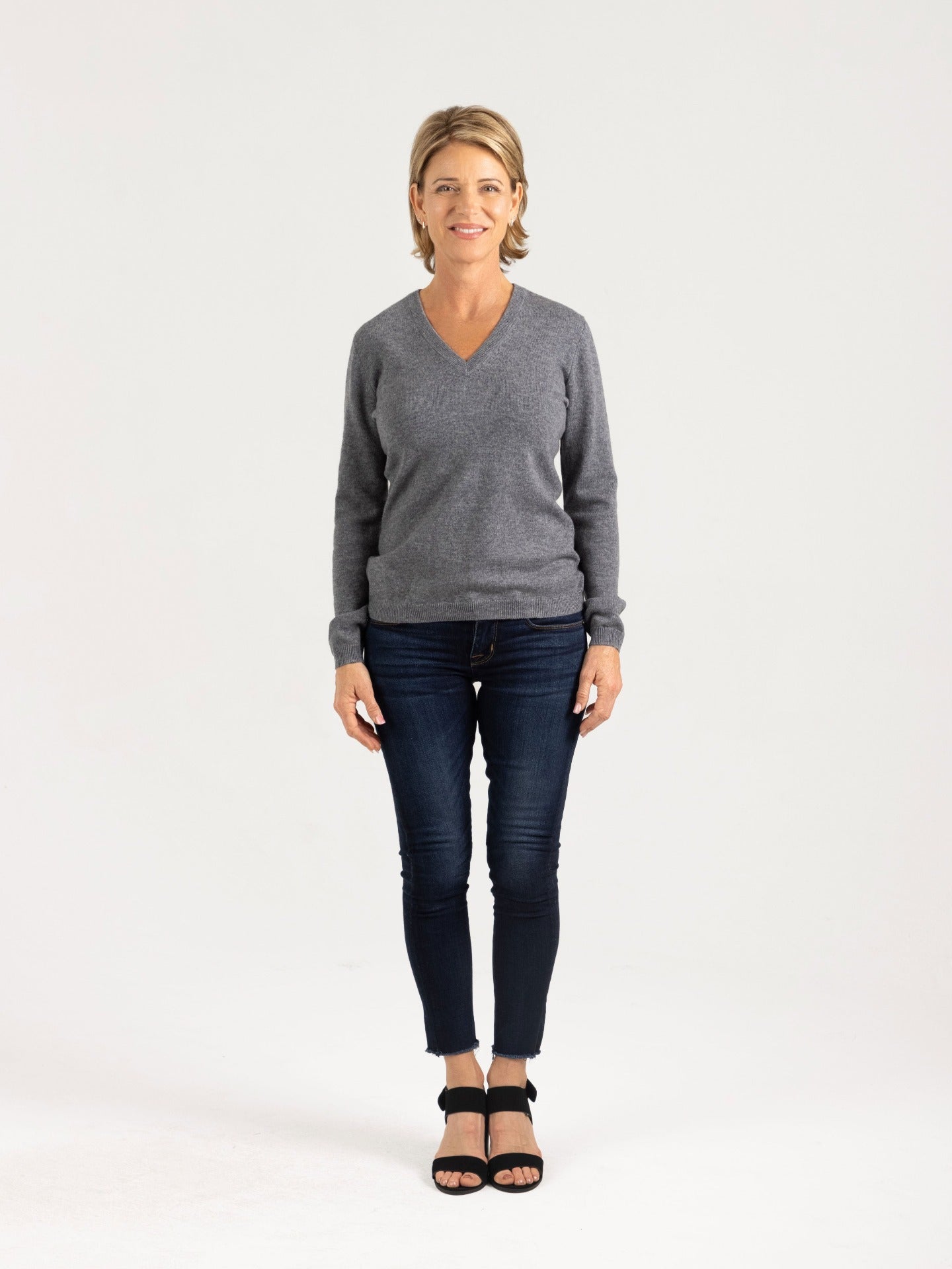 Women's Cashmere Basic V-Neck Dim Gray - Gobi Cashmere
