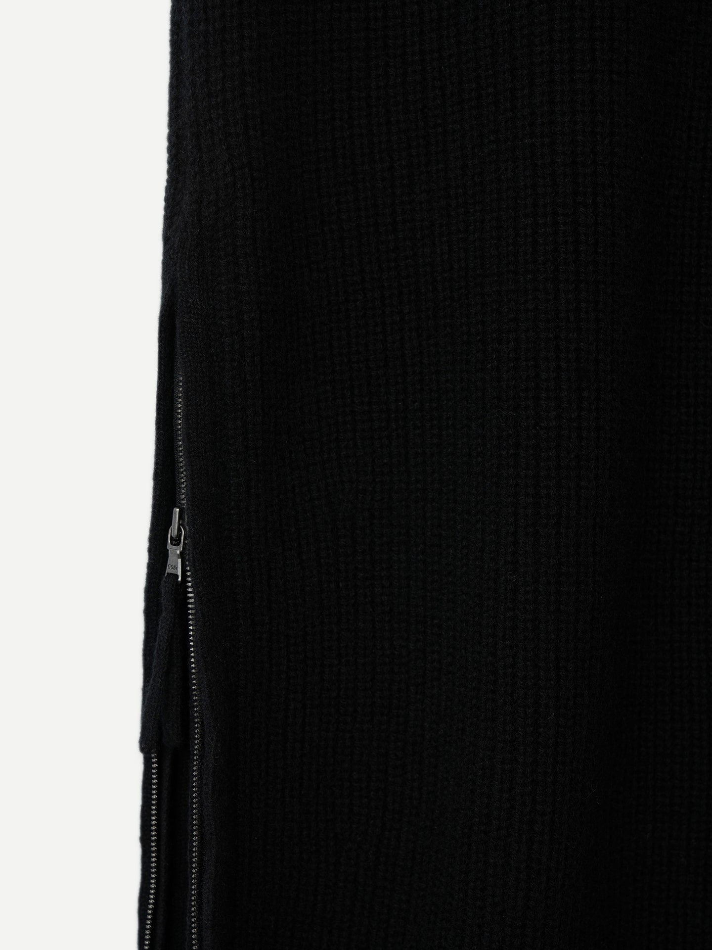 Women's Cashmere Skirt with Zip Black - Gobi Cashmere