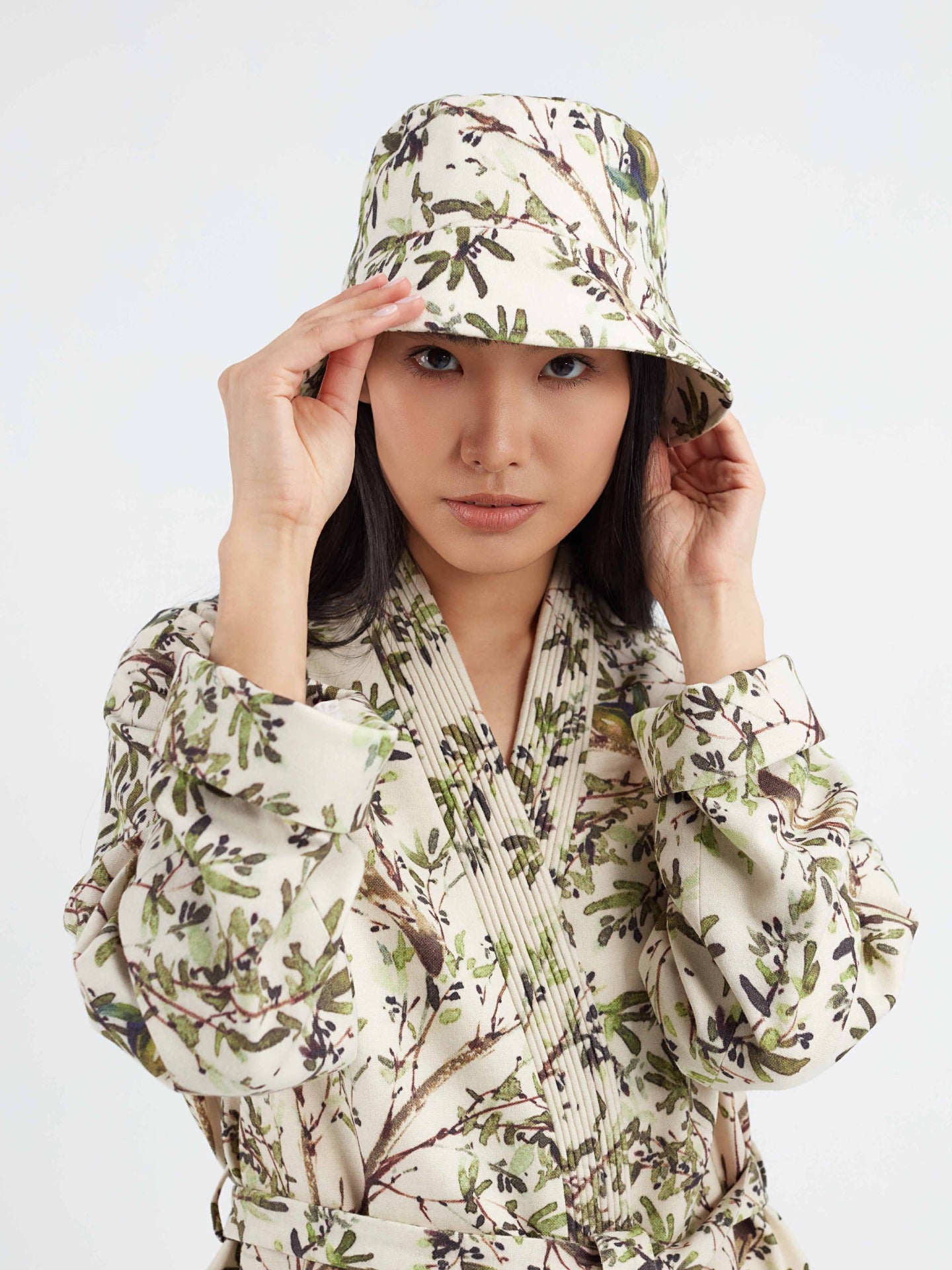 Women's Cashmere Printed Bucket Hat Beige - Gobi Cashmere
